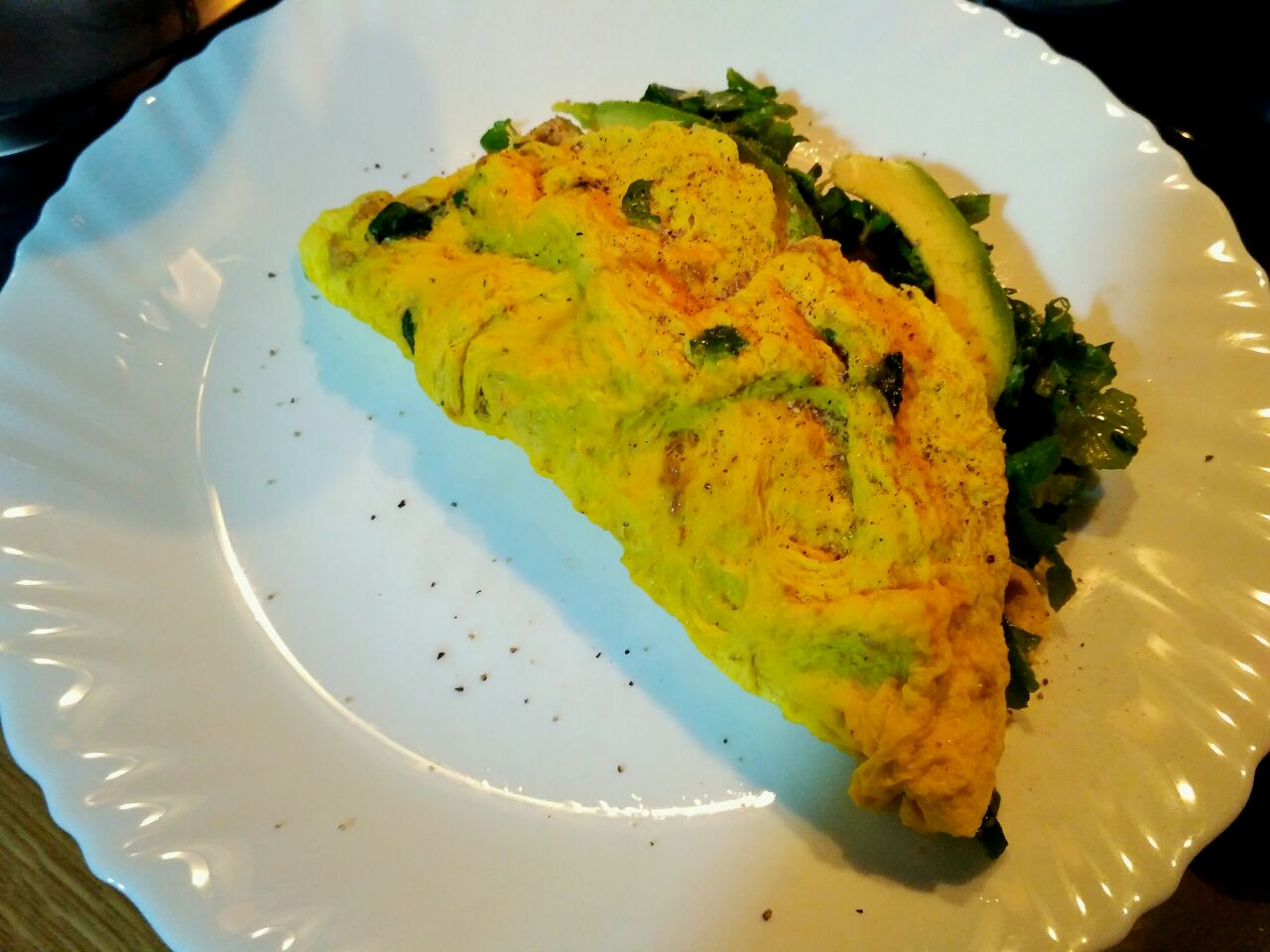 Avocado lovers: omelette con avocado, rucola e menta