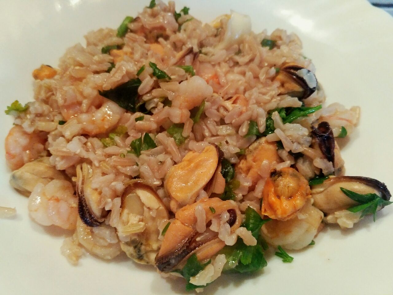 Primi a base di pesce: riso integrale thaibbonet con cozze e gamberetti, leggero e senza glutine!