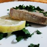 Secondi piatti a base di pesce: filetto di tonno al limone e prezzemolo!