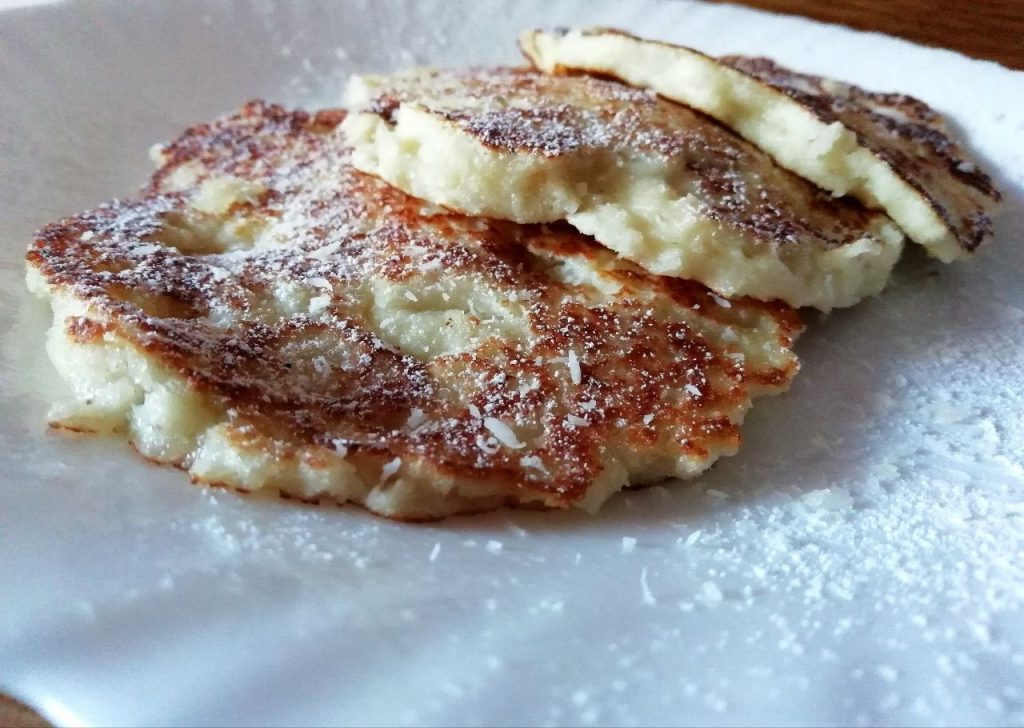 Dolci leggeri: pancakes al cocco, facili e light!