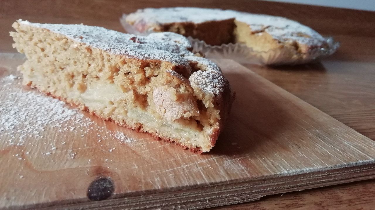 Dolci leggeri senza burro: torta di mele al mandarino con farina di integrale!