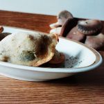Finger food autunnali senza uova senza burro e senza formaggio: mezzelune ai funghi champignon!