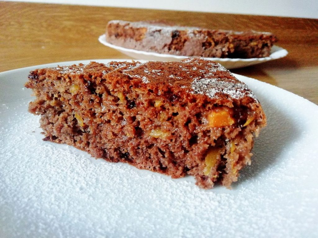 Dolci leggeri e senza burro: torta alla zucca con cacao amaro e cioccolato fondente!