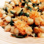 Ricette a base di legumi: insalata di ceci carote e semi di zucca con olio evo!