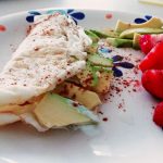 Ricette light e dietetiche senza burro: omelette di albumi con yogurt Skyr avocado fragole e cannella!