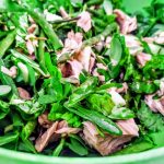 Ricette estive semplici e leggere: insalata di zucchine portulaca e filetti di tonno con olio evo e origano!