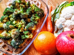 Contorni senza burro e senza formaggio: broccoli al forno con uova pane grattugiato e olio extravergine d'oliva