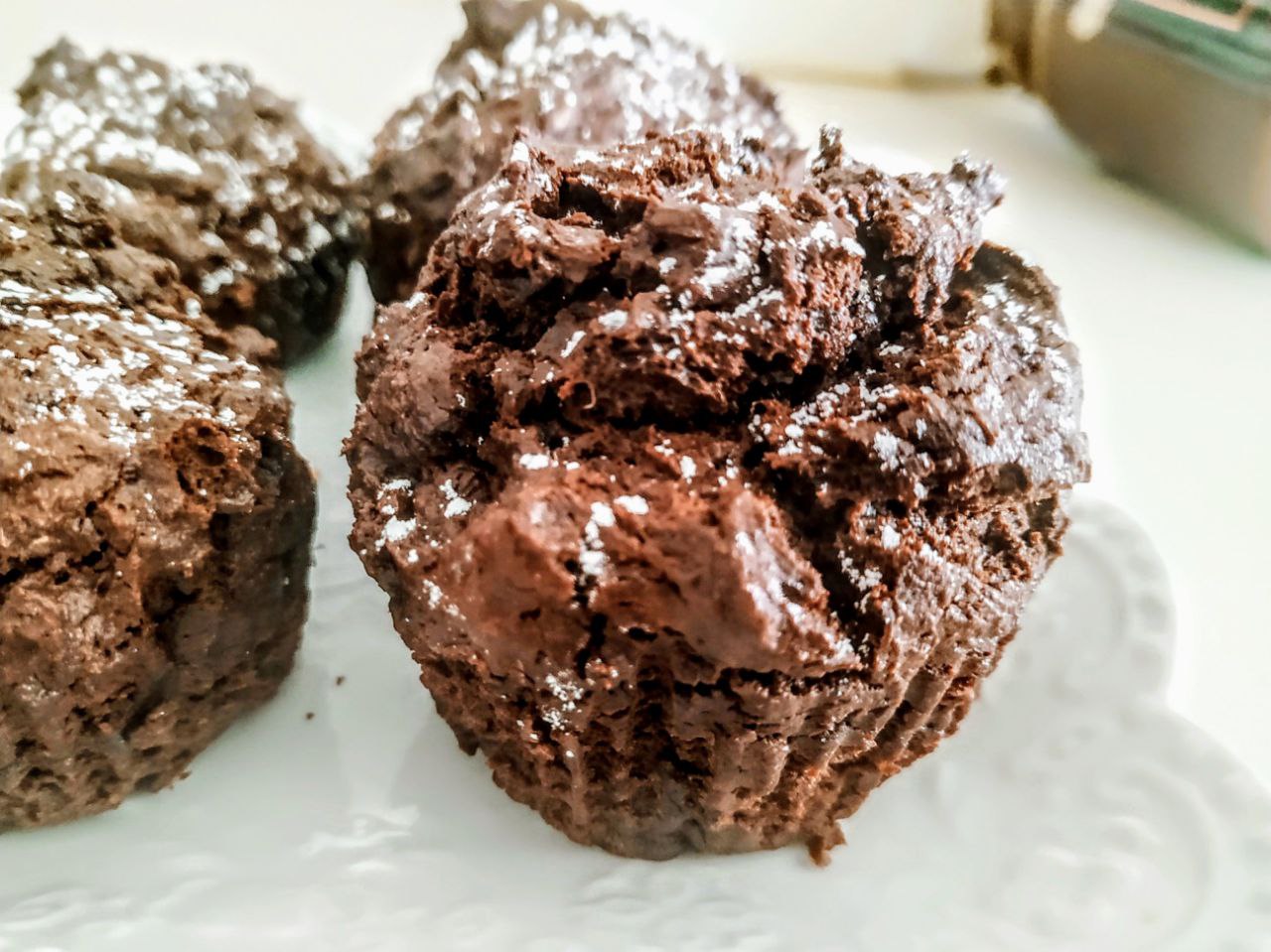 Dolci semplici e veloci: muffin alla crema spalmabile fondente con zucchero di canna senza olio e senza burro!