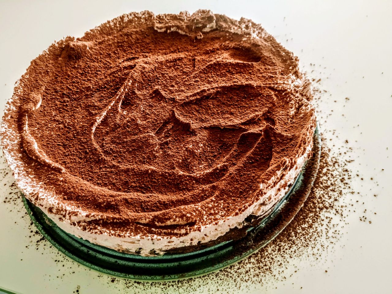 Dolci senza cottura semplici e veloci: torta con kamut soffiato al cioccolato panna montata e crema alle nocciole