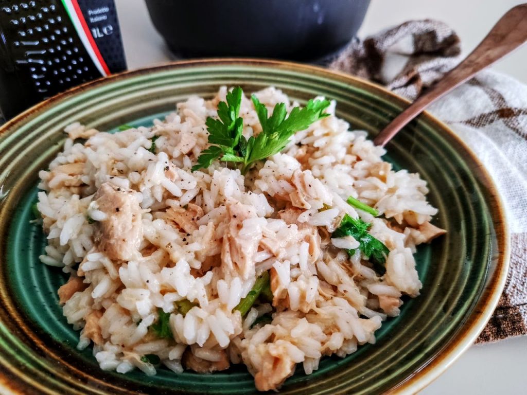 Primi piatti a base di pesce senza glutine: risotto Carnaroli con salmone senza burro e senza formaggio