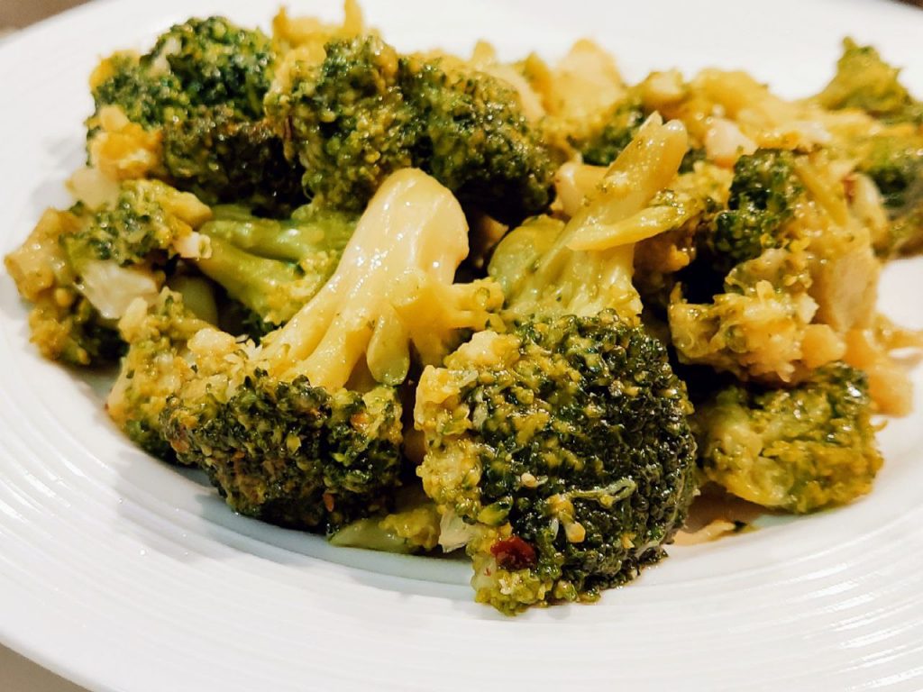 Broccoli trifolati al peperoncino con olio evo