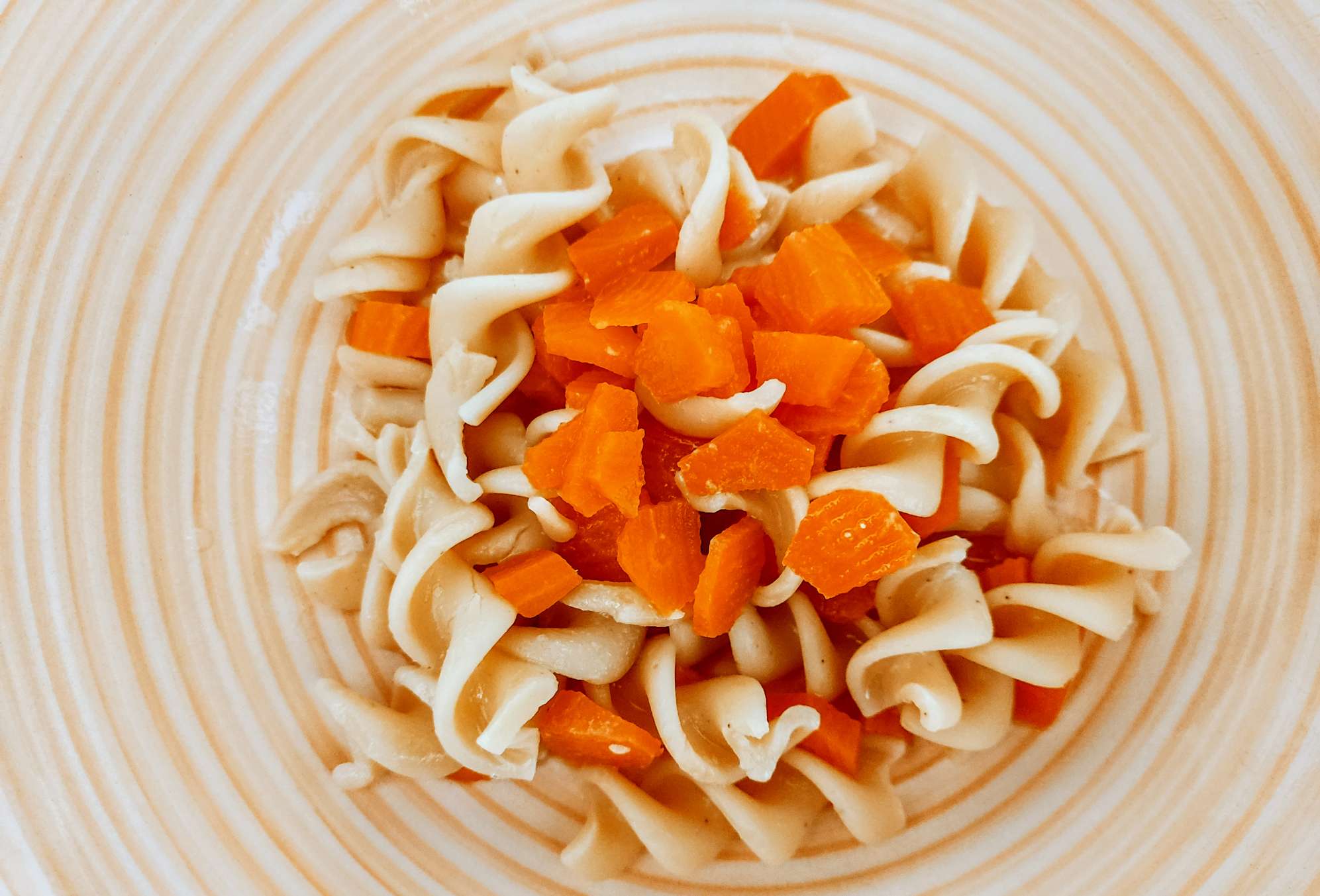 Pasta di lenticchie con carote