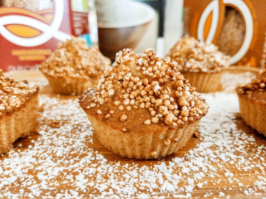 Muffin vegani di farina di quinoa in friggitrice ad aria