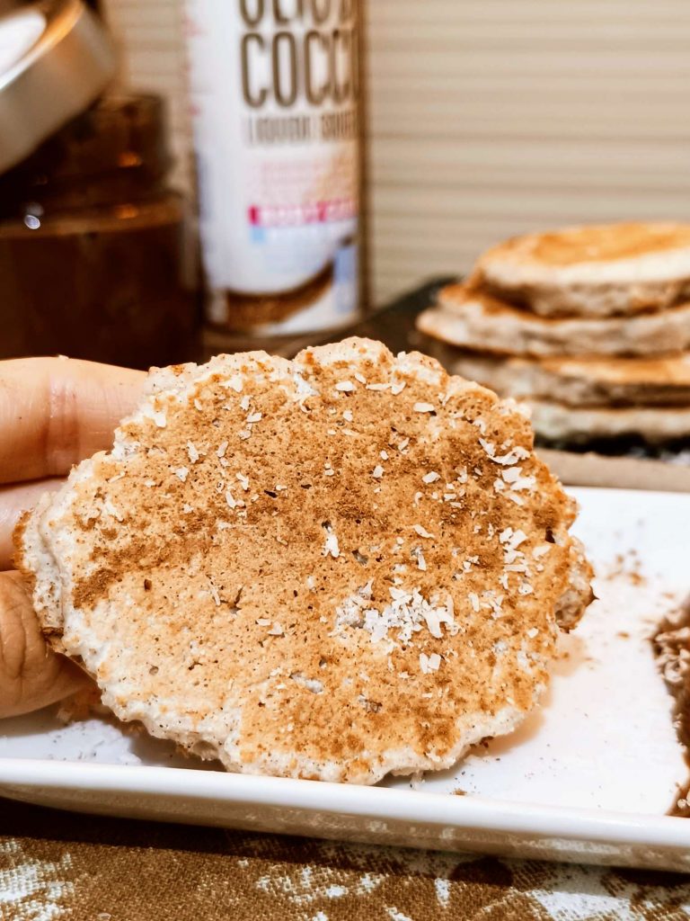 Pancakes Proteici con Farina di Cocco e Farina d'Avena Integrale